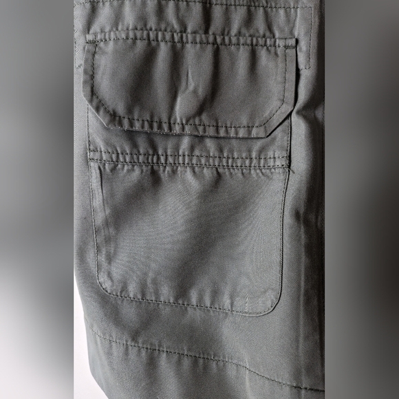 TOMMY HILFIGER Olive Green Khaki Utility Jacket, Size M, Lots of pocket room! - Picture 3 of 10